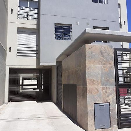 Departamento Witcomb Con Estacionamiento Apartment Bahia Blanca Bagian luar foto