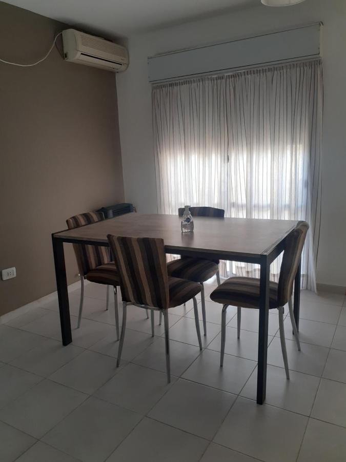 Departamento Witcomb Con Estacionamiento Apartment Bahia Blanca Bagian luar foto
